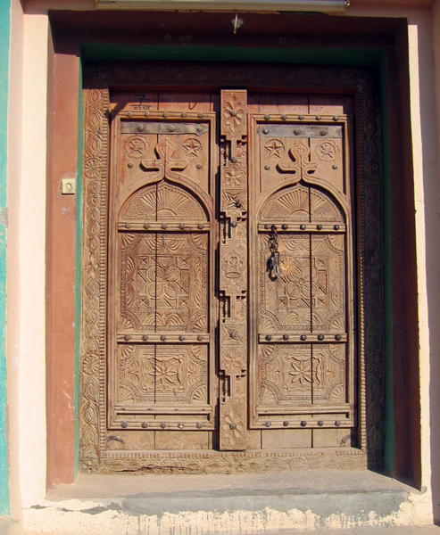 traditional door, Oman, photo courtesy of Elite Tourism